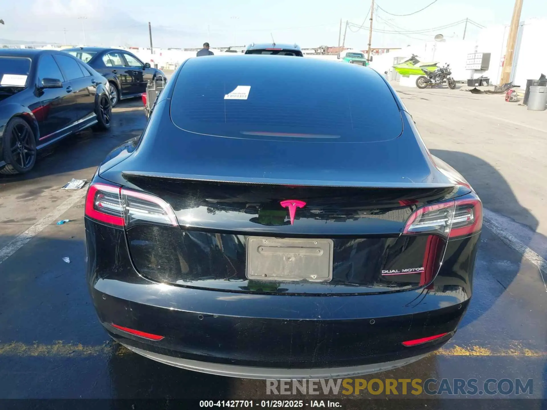 15 Фотография поврежденного автомобиля 5YJ3E1EC7NF137744 TESLA MODEL 3 2022