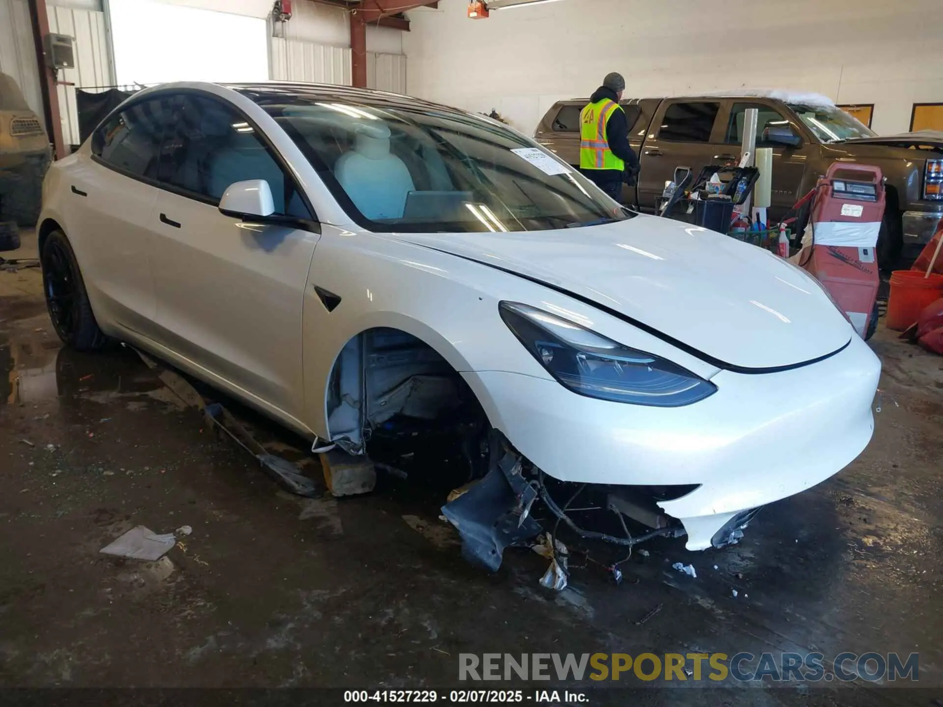 1 Photograph of a damaged car 5YJ3E1EC7NF202933 TESLA MODEL 3 2022