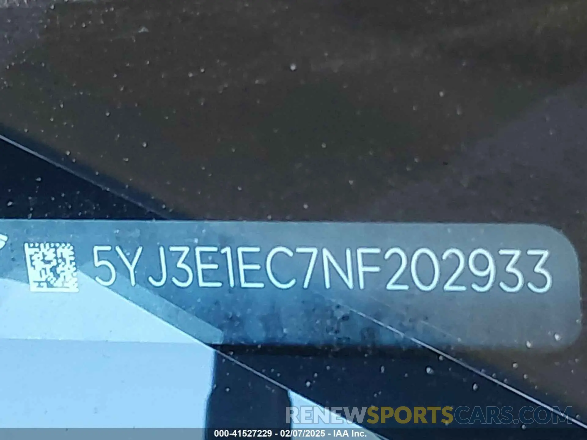 9 Photograph of a damaged car 5YJ3E1EC7NF202933 TESLA MODEL 3 2022