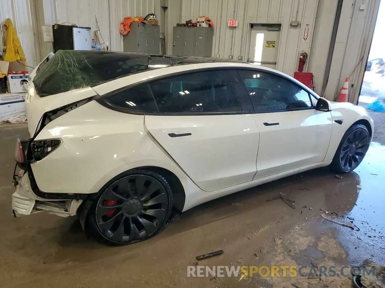 3 Фотография поврежденного автомобиля 5YJ3E1EC8NF200530 TESLA MODEL 3 2022