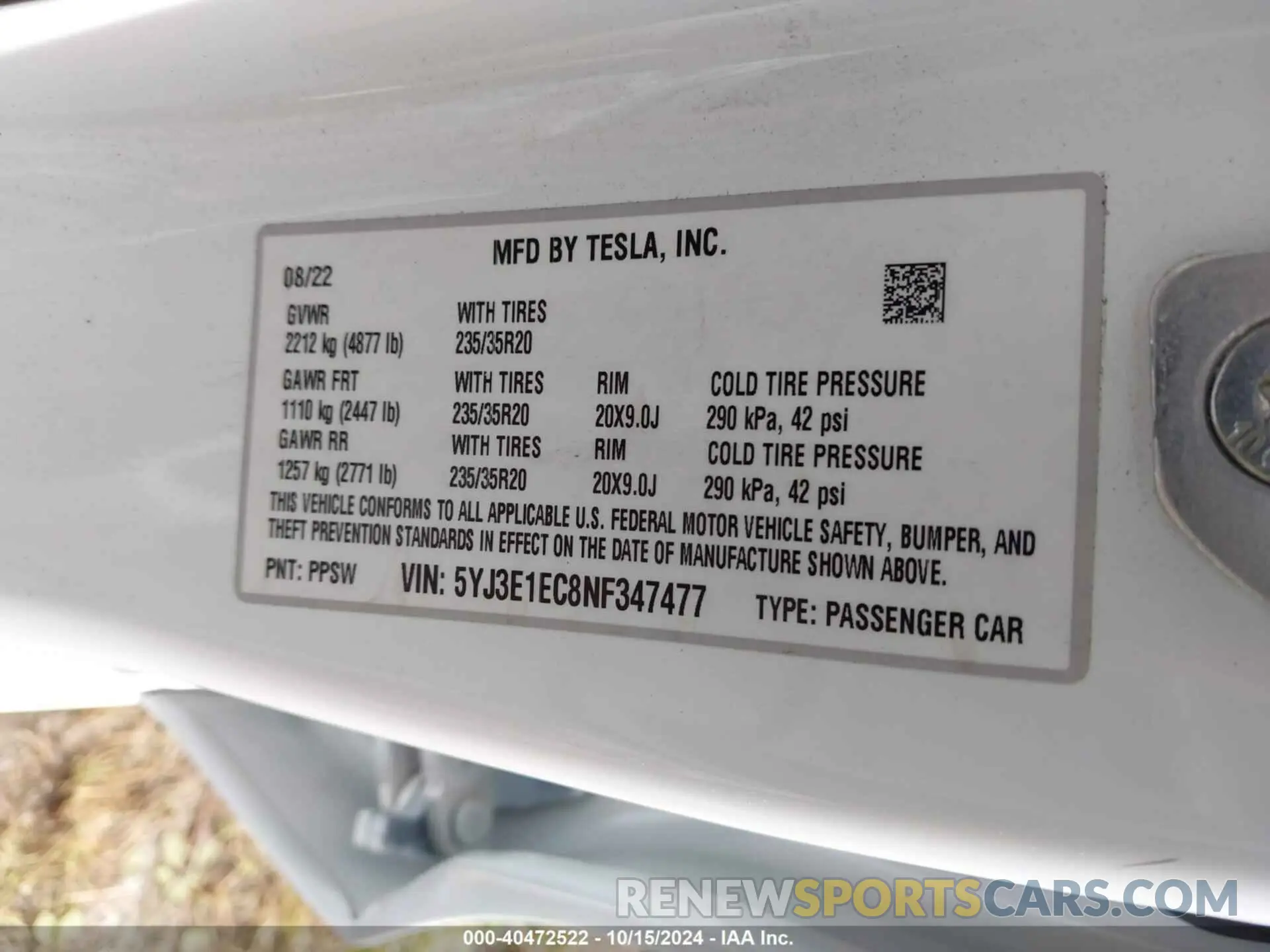 9 Photograph of a damaged car 5YJ3E1EC8NF347477 TESLA MODEL 3 2022