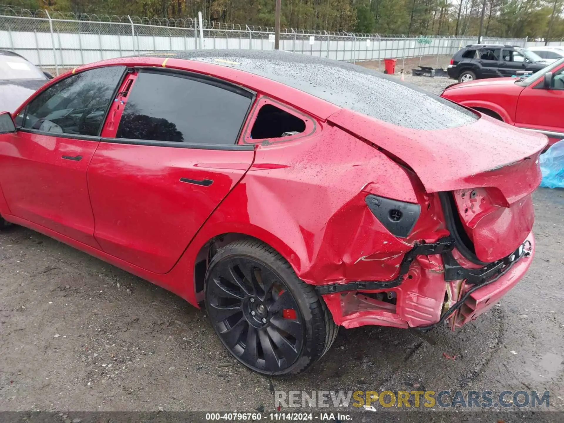 6 Photograph of a damaged car 5YJ3E1EC9NF316979 TESLA MODEL 3 2022