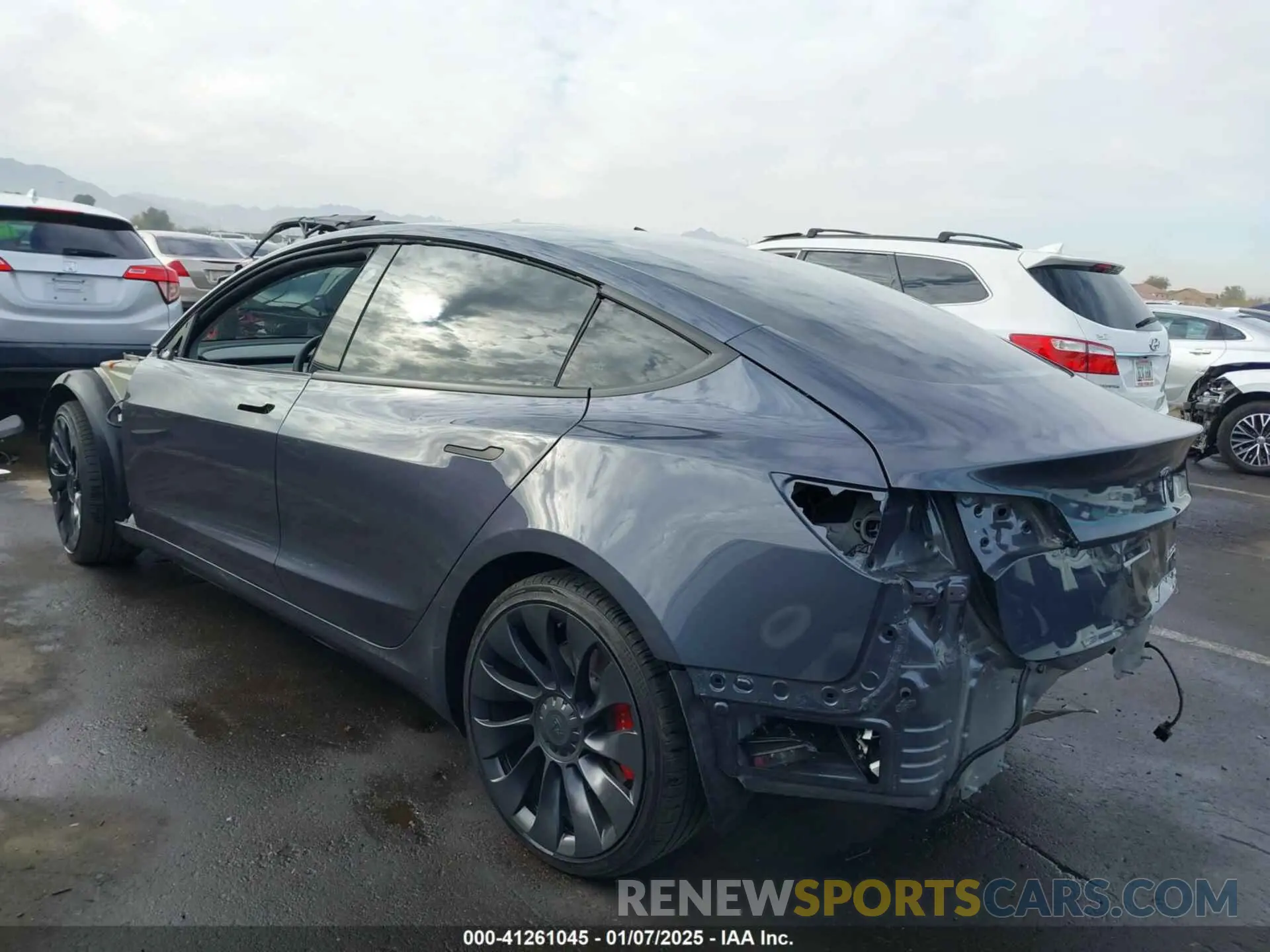 3 Photograph of a damaged car 5YJ3E1ECXNF152495 TESLA MODEL 3 2022