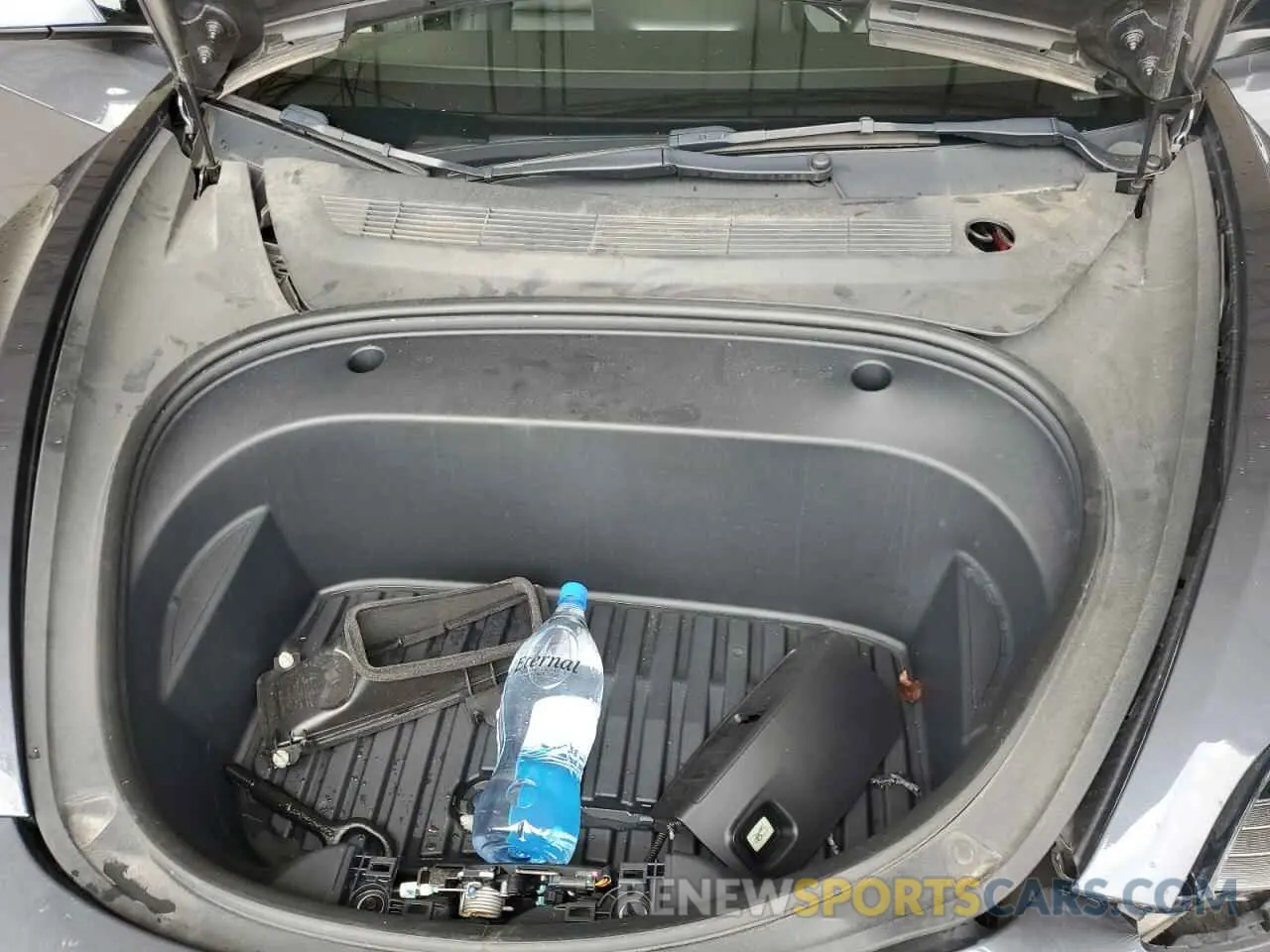 11 Photograph of a damaged car 5YJ3E1ECXNF166414 TESLA MODEL 3 2022