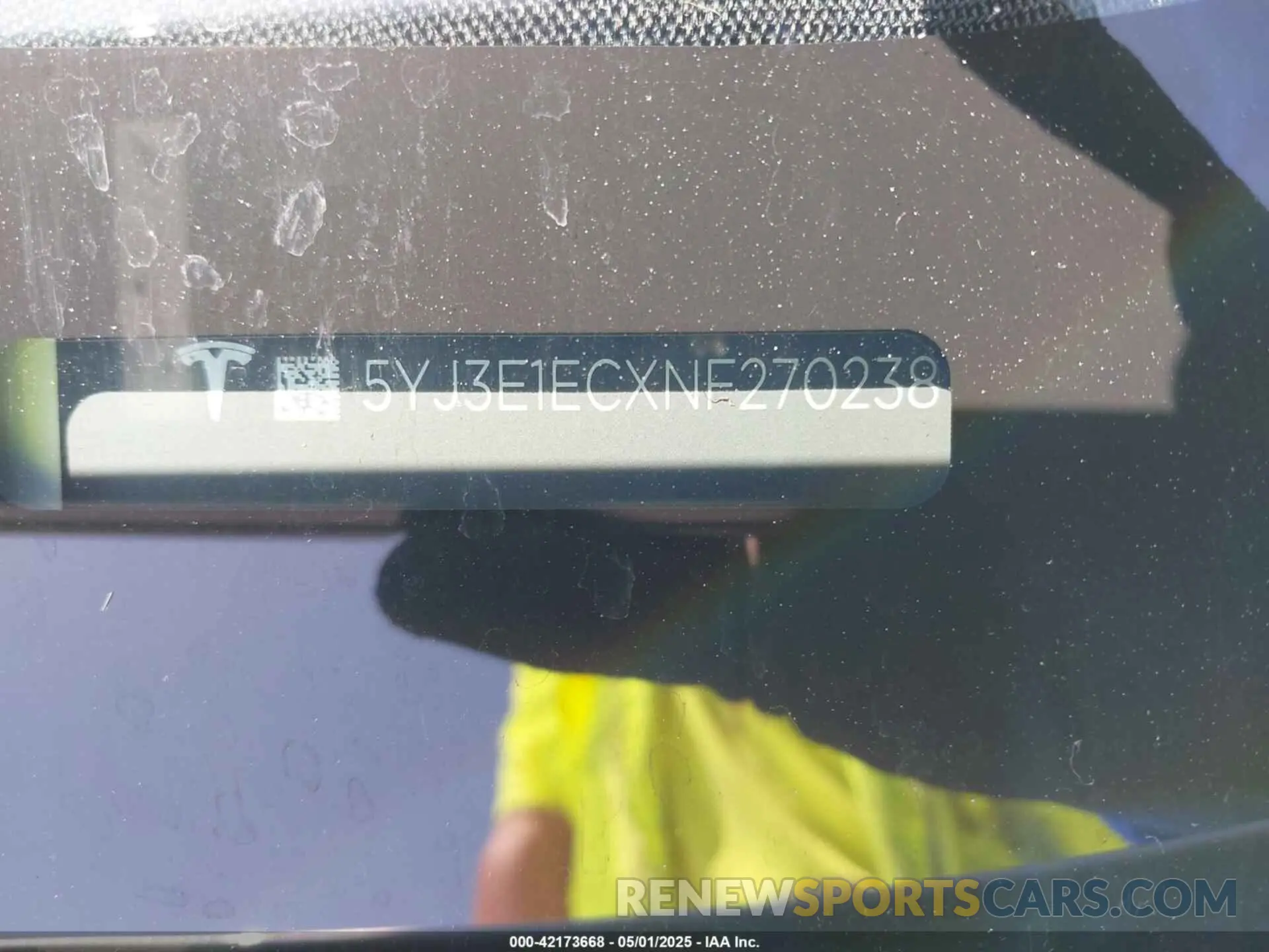 9 Photograph of a damaged car 5YJ3E1ECXNF270238 TESLA MODEL 3 2022