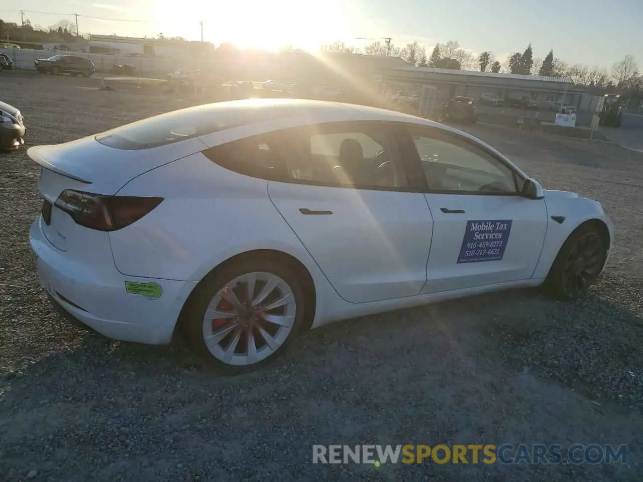 3 Фотография поврежденного автомобиля 5YJ3E1ECXNF354477 TESLA MODEL 3 2022