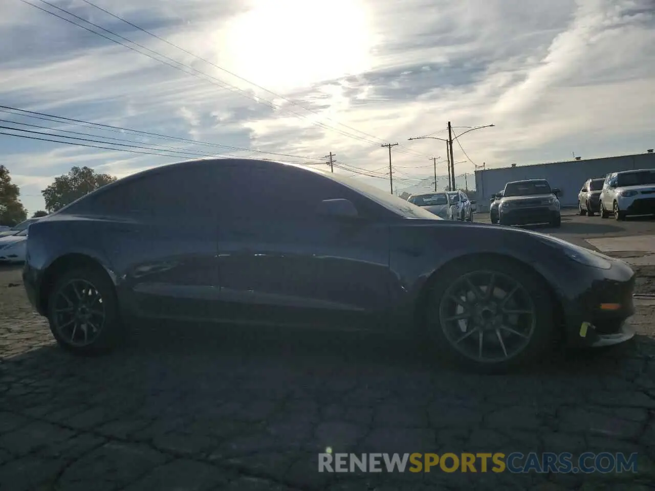 4 Фотография поврежденного автомобиля 5YJ3E1EA0PF385089 TESLA MODEL 3 2023