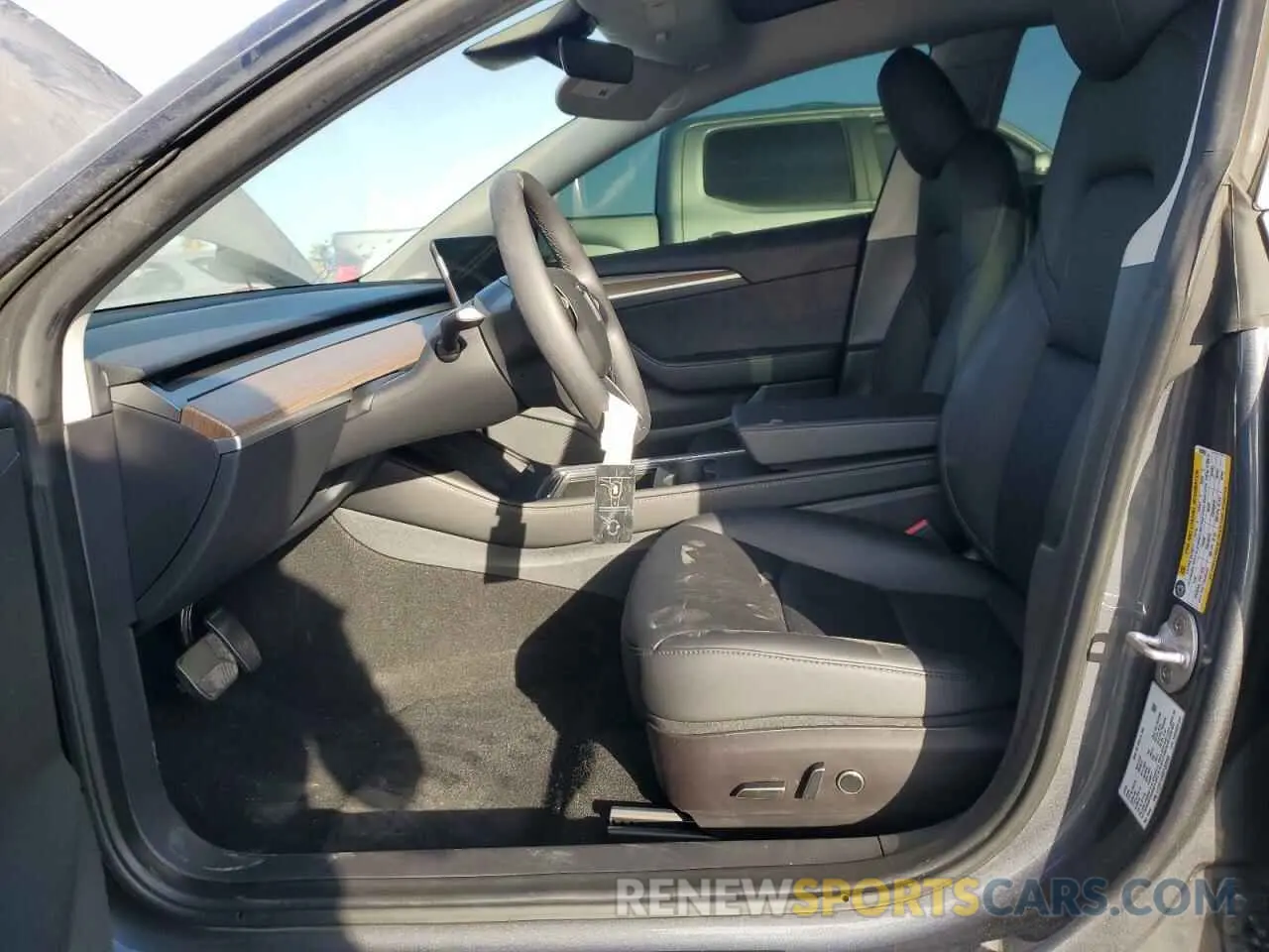 7 Фотография поврежденного автомобиля 5YJ3E1EA0PF385089 TESLA MODEL 3 2023
