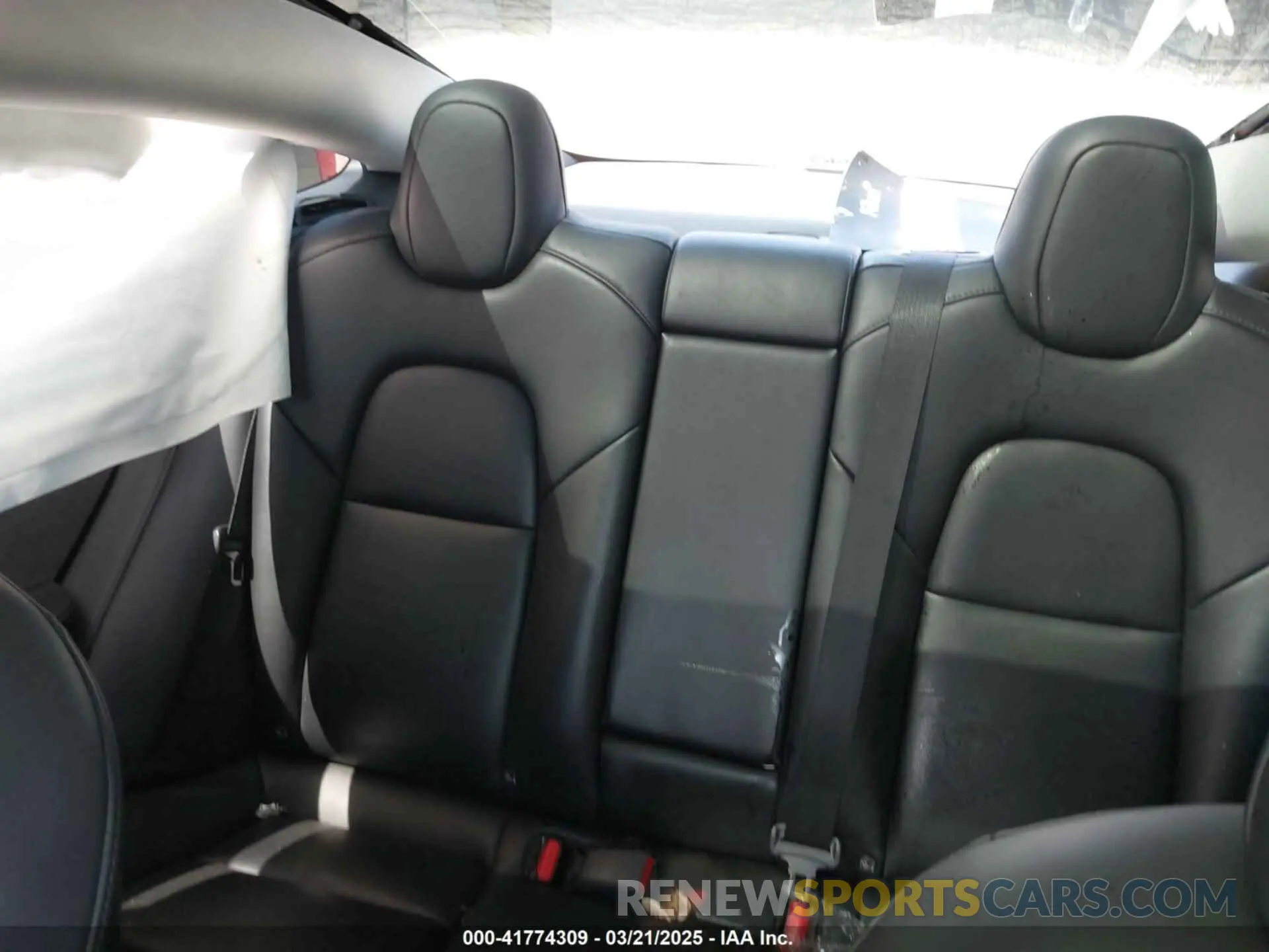 8 Photograph of a damaged car 5YJ3E1EA0PF408774 TESLA MODEL 3 2023