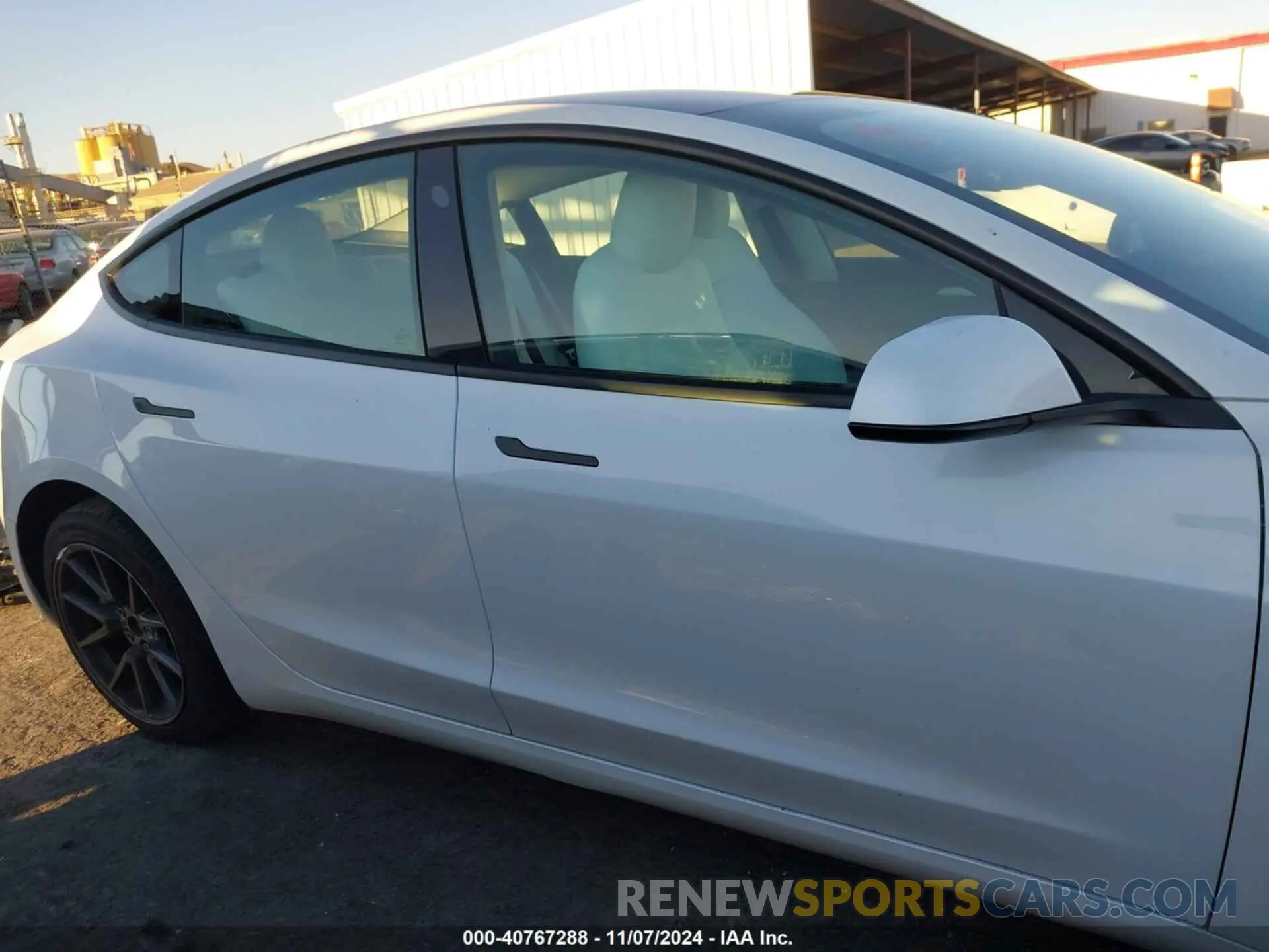 14 Photograph of a damaged car 5YJ3E1EA0PF422609 TESLA MODEL 3 2023