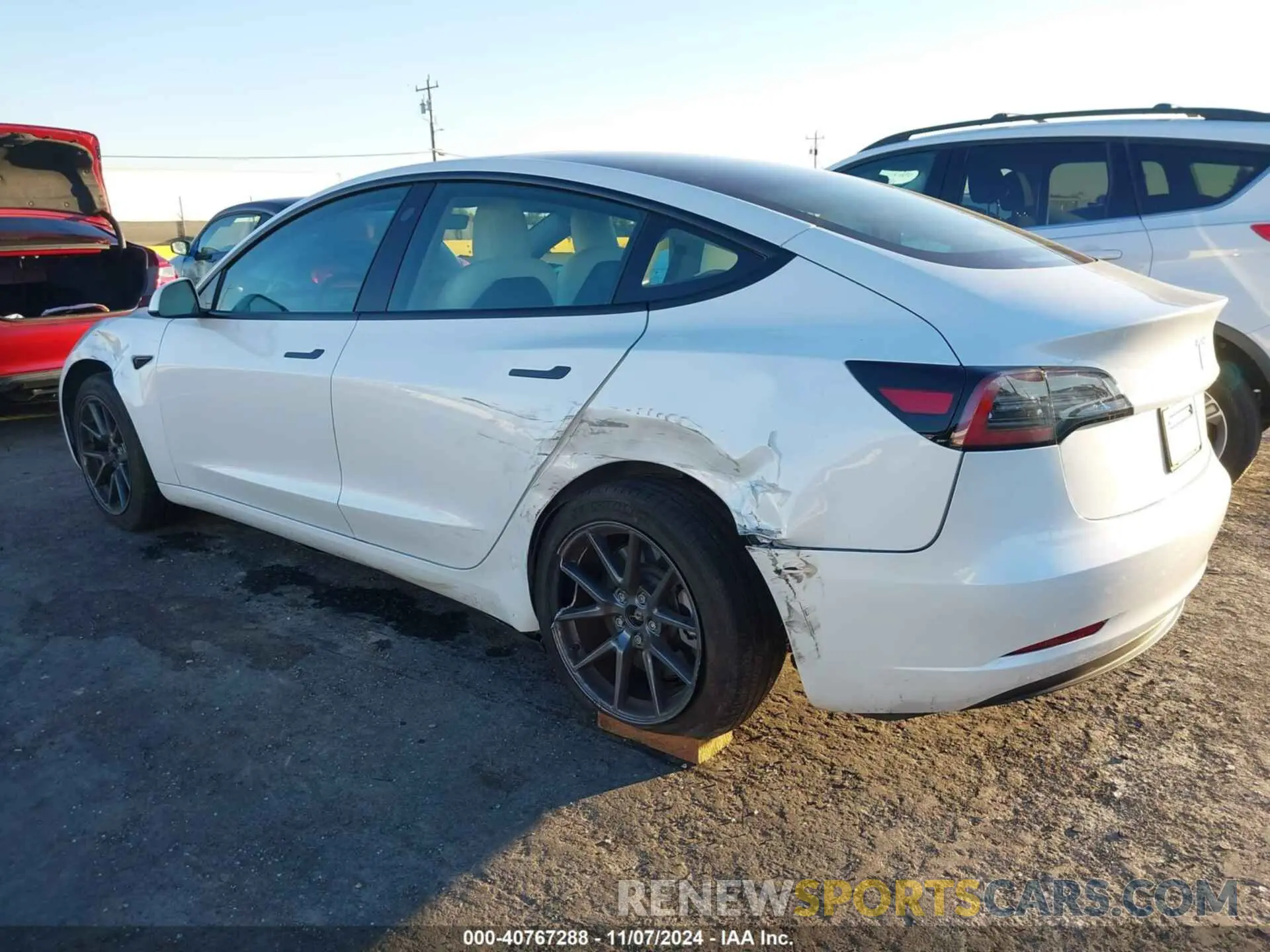 3 Photograph of a damaged car 5YJ3E1EA0PF422609 TESLA MODEL 3 2023