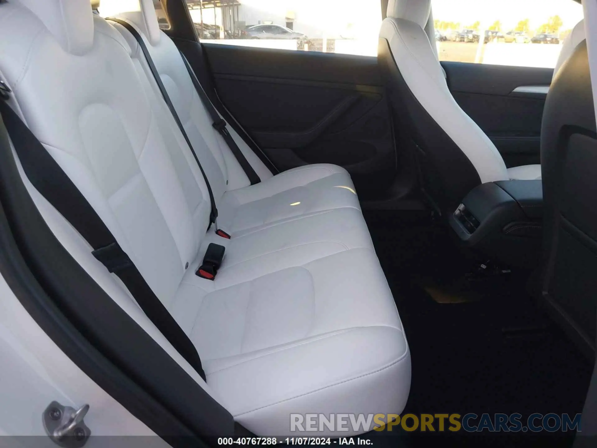 8 Photograph of a damaged car 5YJ3E1EA0PF422609 TESLA MODEL 3 2023