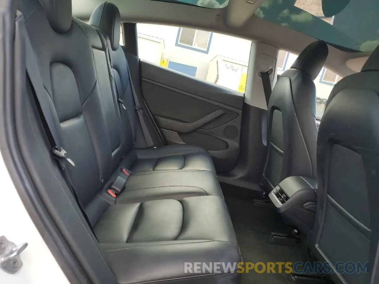 10 Фотография поврежденного автомобиля 5YJ3E1EA0PF427440 TESLA MODEL 3 2023