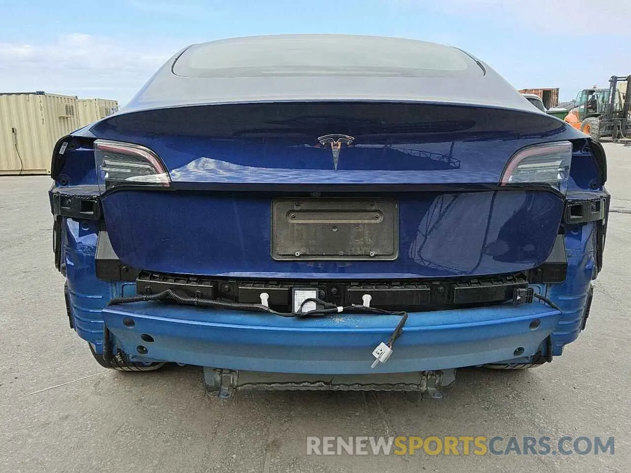 6 Photograph of a damaged car 5YJ3E1EA0PF447784 TESLA MODEL 3 2023