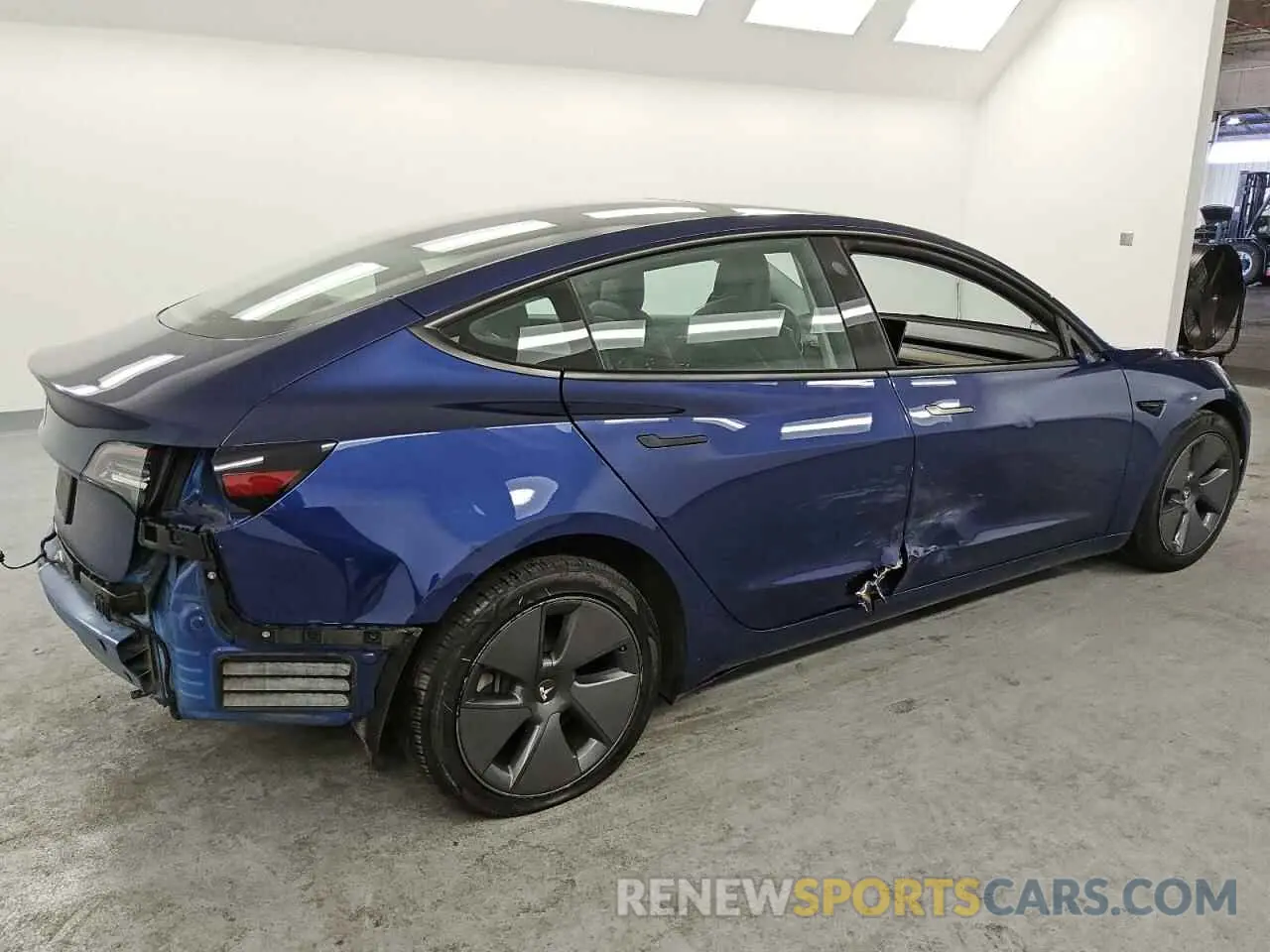3 Photograph of a damaged car 5YJ3E1EA0PF447980 TESLA MODEL 3 2023