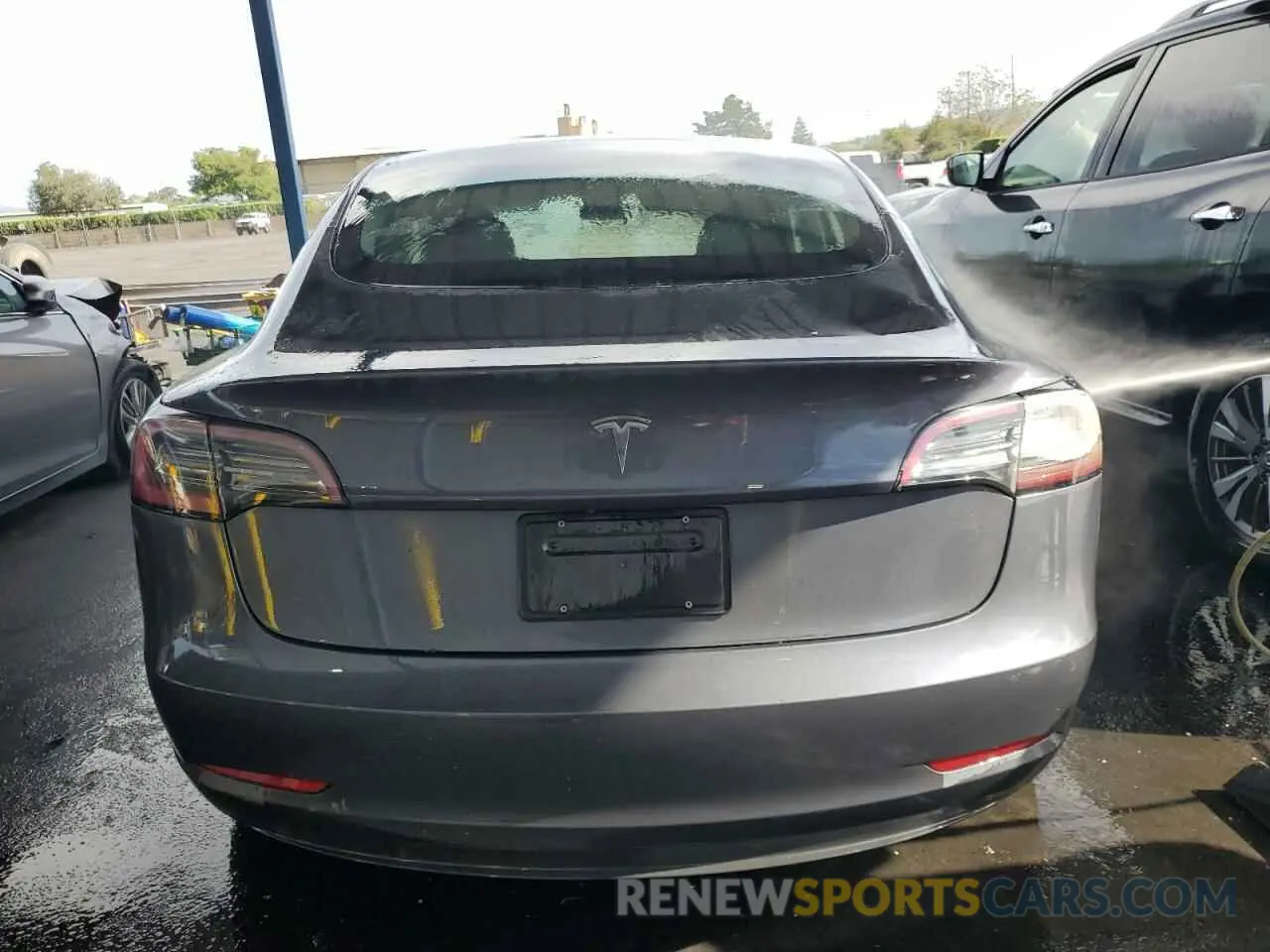 6 Фотография поврежденного автомобиля 5YJ3E1EA0PF449499 TESLA MODEL 3 2023