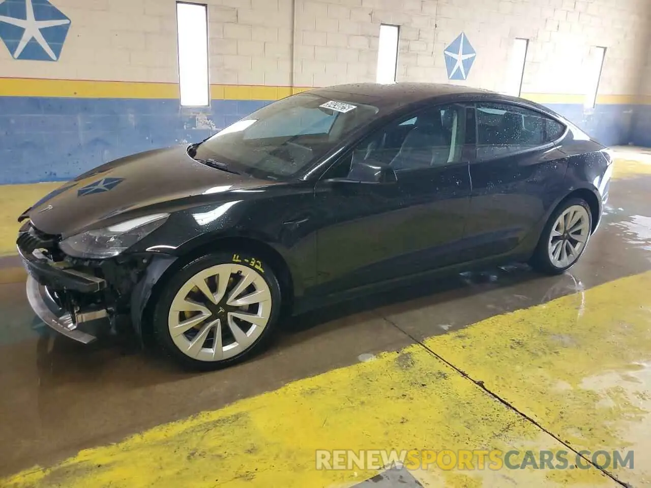 1 Фотография поврежденного автомобиля 5YJ3E1EA0PF451821 TESLA MODEL 3 2023