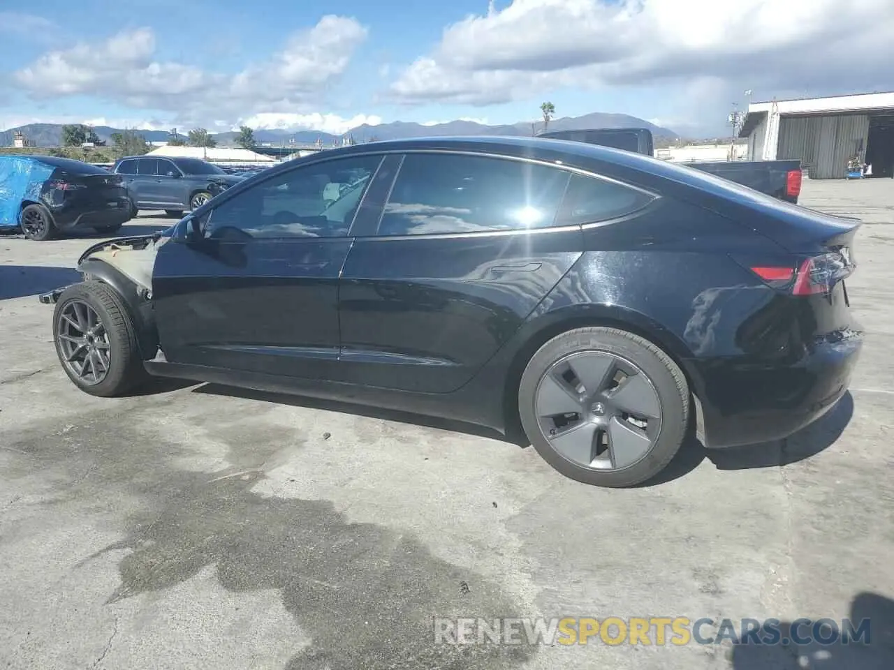 2 Фотография поврежденного автомобиля 5YJ3E1EA0PF471034 TESLA MODEL 3 2023