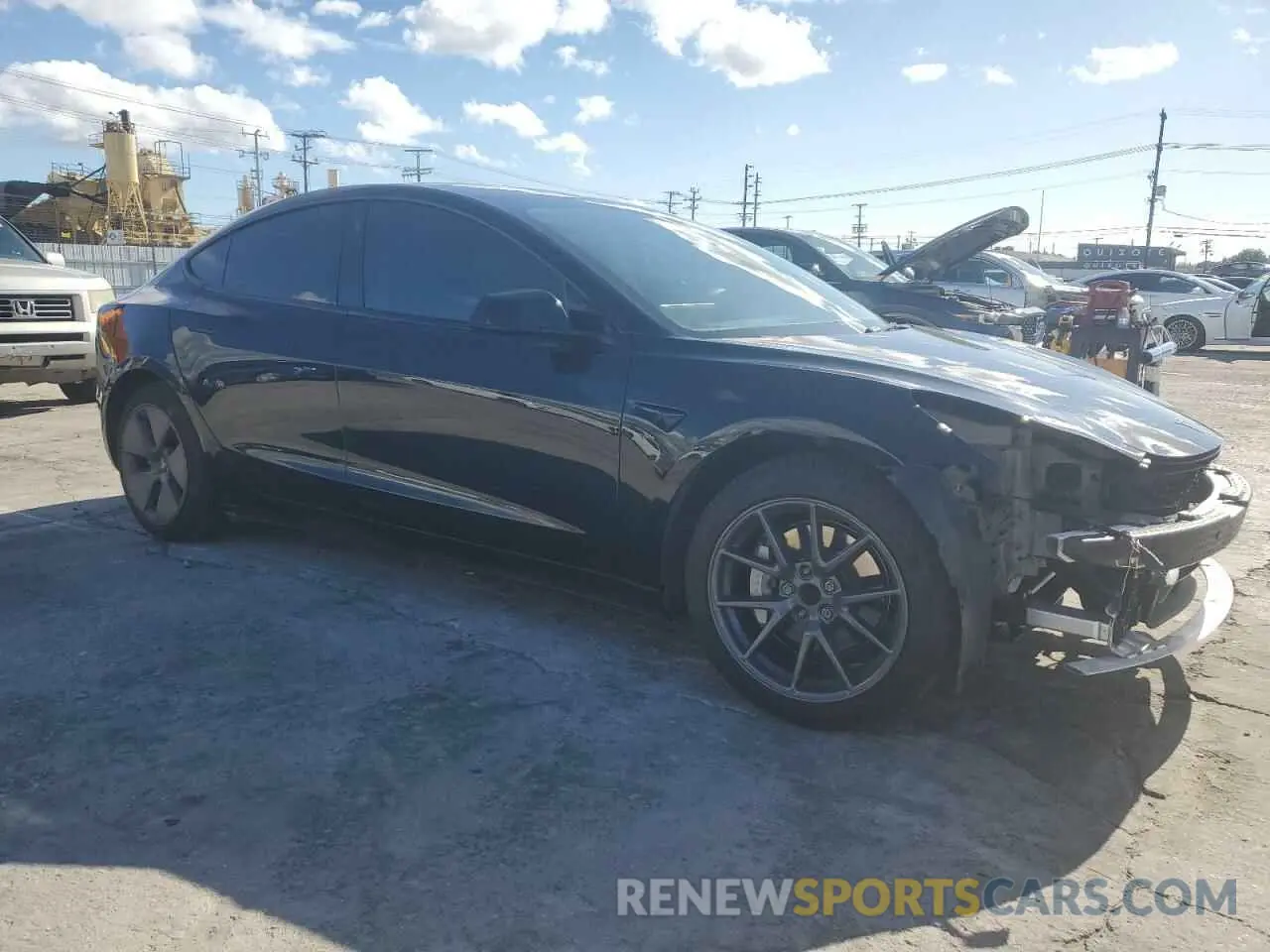 4 Фотография поврежденного автомобиля 5YJ3E1EA0PF471034 TESLA MODEL 3 2023