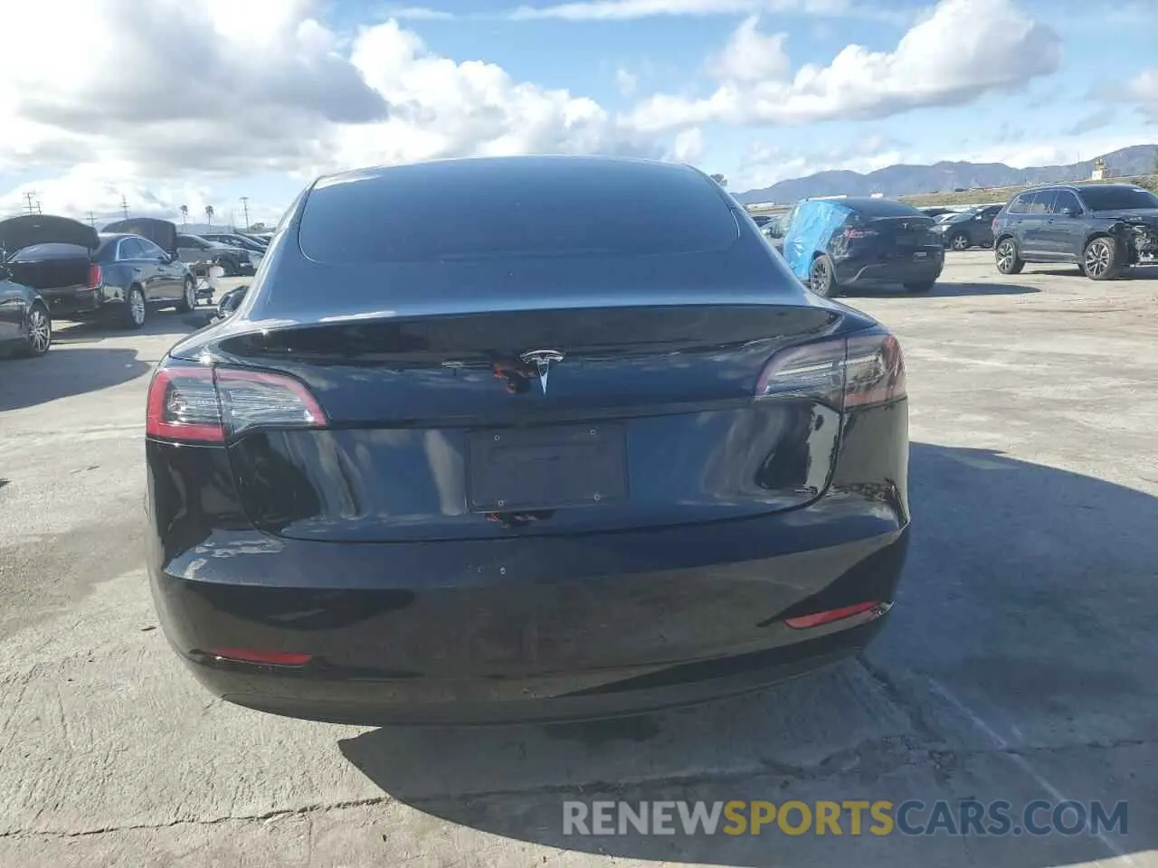 6 Фотография поврежденного автомобиля 5YJ3E1EA0PF471034 TESLA MODEL 3 2023