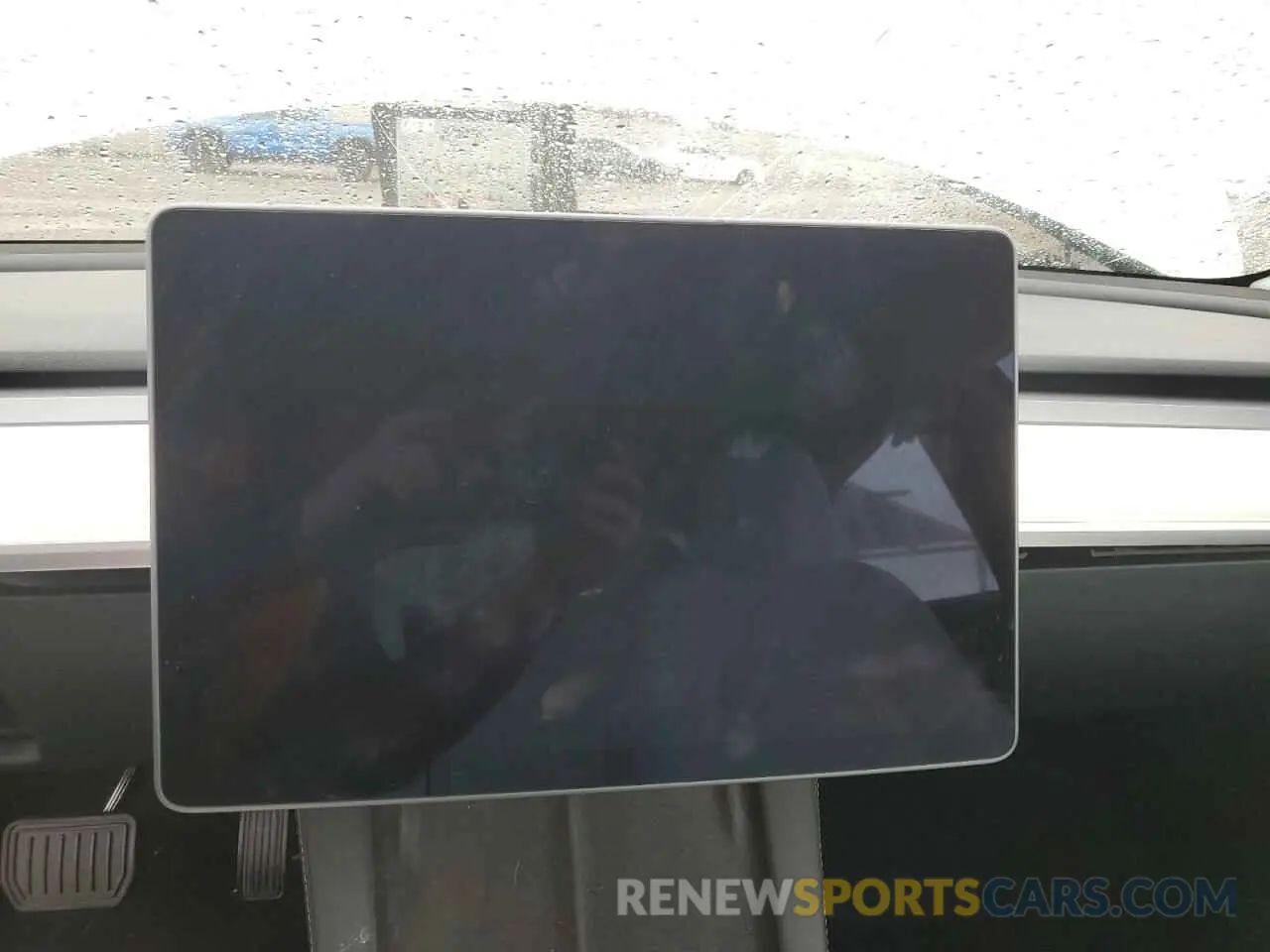 9 Photograph of a damaged car 5YJ3E1EA0PF480154 TESLA MODEL 3 2023
