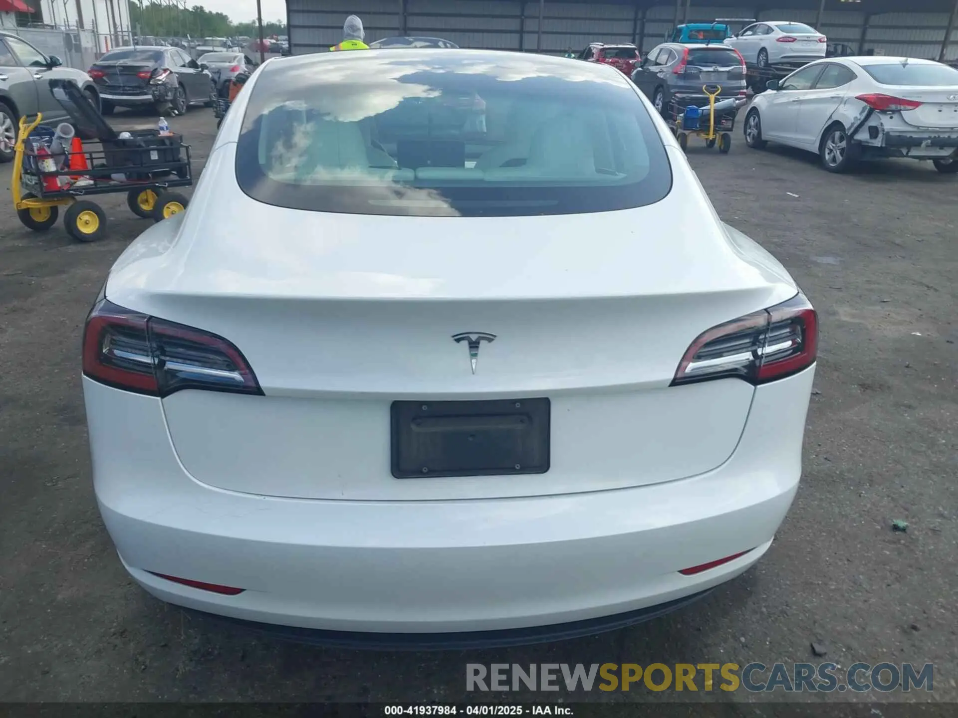 16 Photograph of a damaged car 5YJ3E1EA0PF480316 TESLA MODEL 3 2023