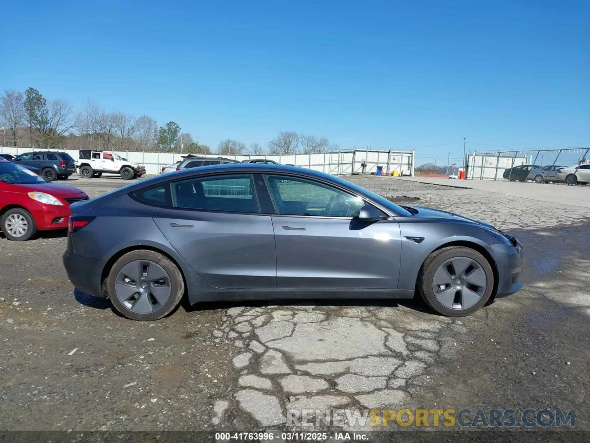 14 Фотография поврежденного автомобиля 5YJ3E1EA0PF485869 TESLA MODEL 3 2023
