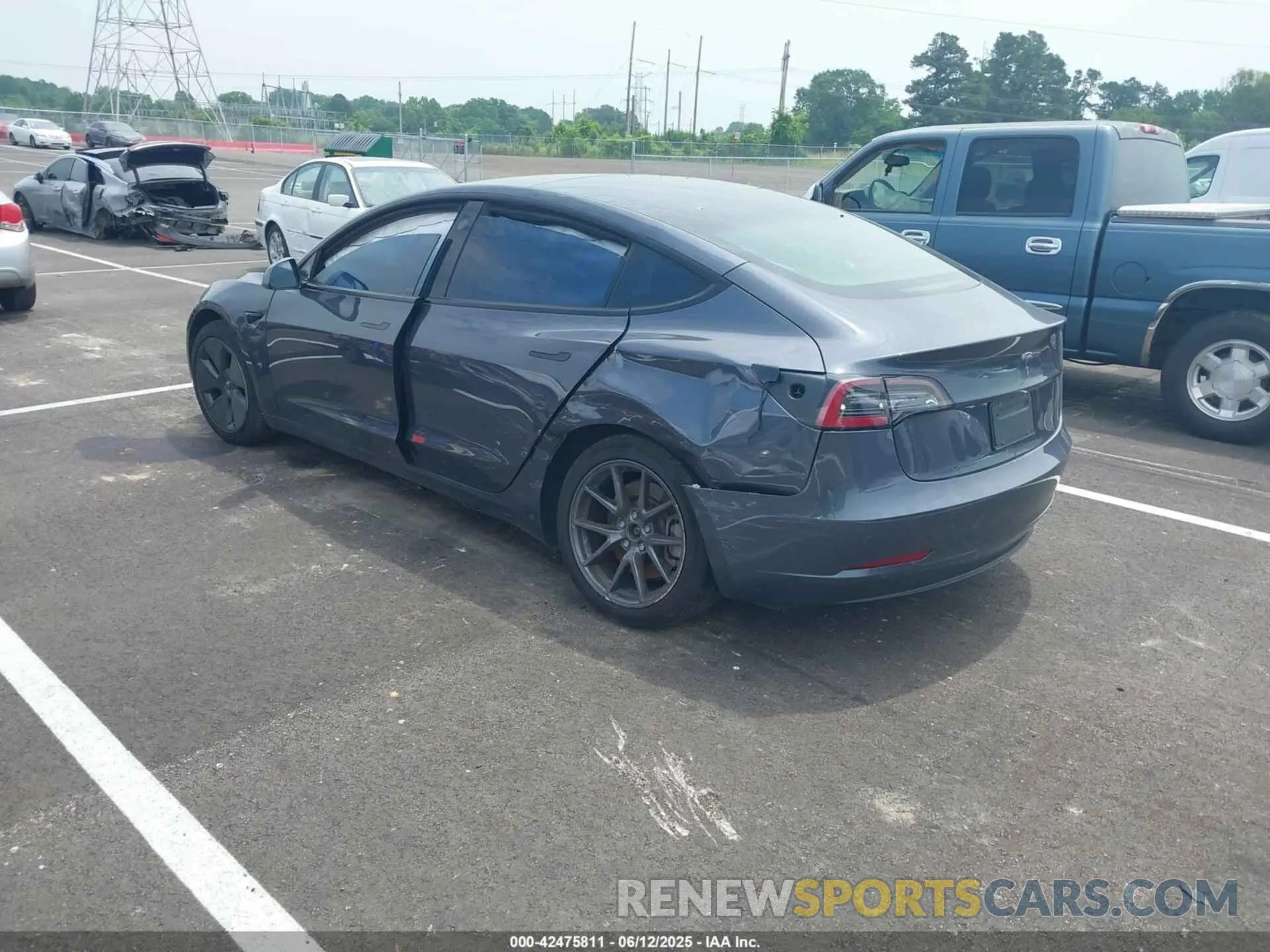 3 Photograph of a damaged car 5YJ3E1EA0PF495110 TESLA MODEL 3 2023