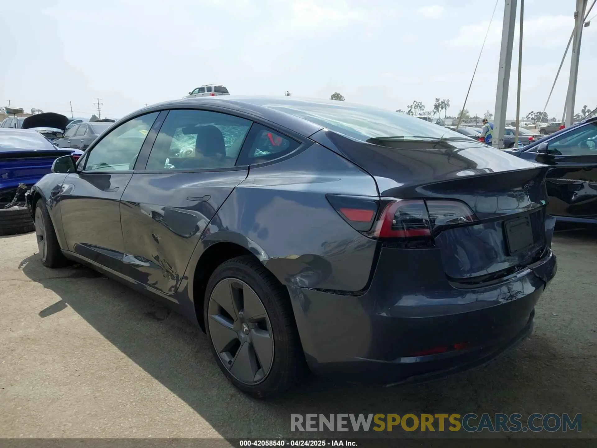 3 Фотография поврежденного автомобиля 5YJ3E1EA0PF518904 TESLA MODEL 3 2023