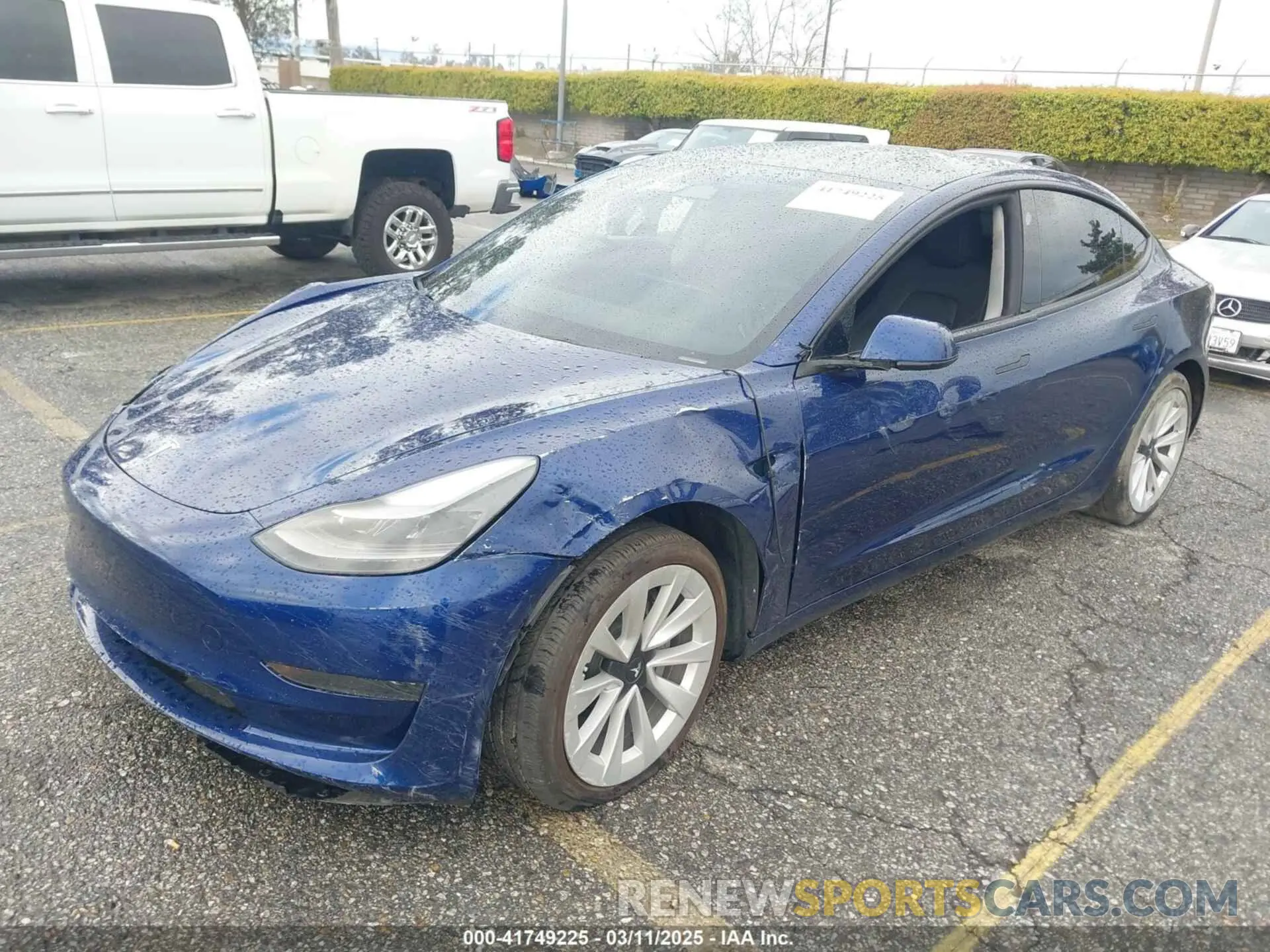 2 Фотография поврежденного автомобиля 5YJ3E1EA0PF518983 TESLA MODEL 3 2023