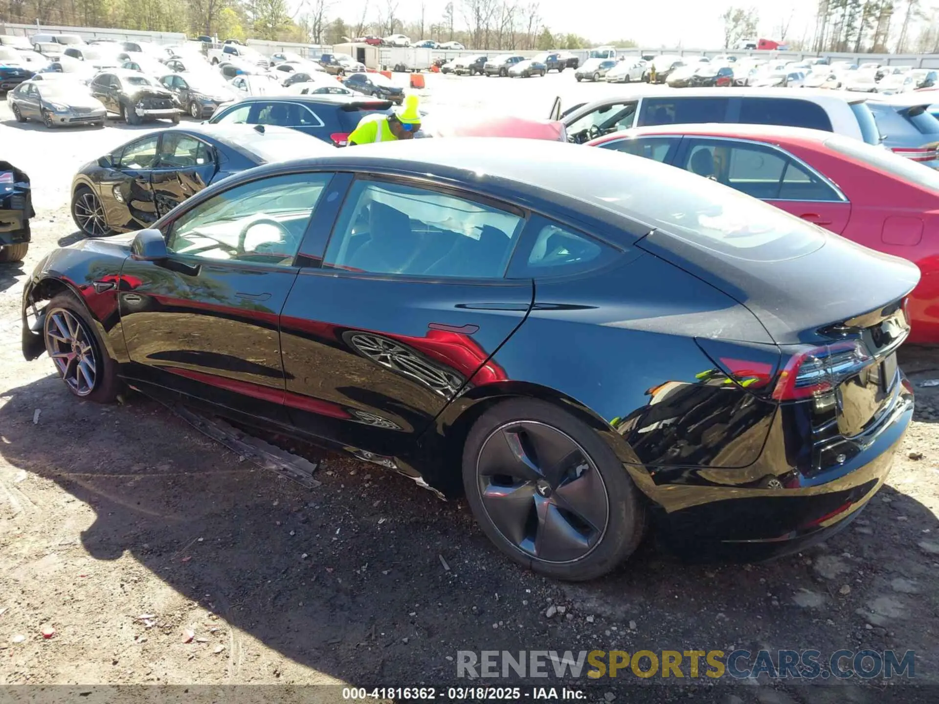 14 Фотография поврежденного автомобиля 5YJ3E1EA0PF546332 TESLA MODEL 3 2023