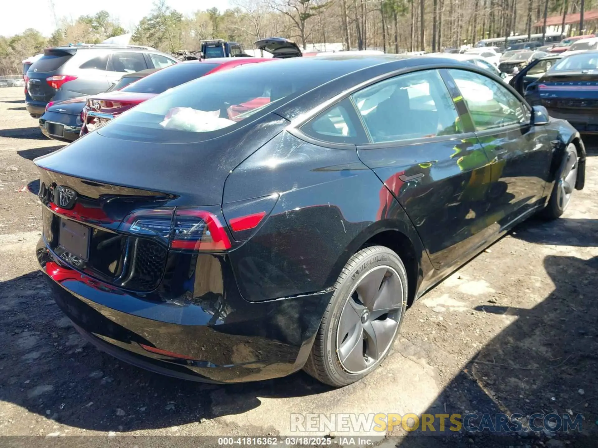 4 Фотография поврежденного автомобиля 5YJ3E1EA0PF546332 TESLA MODEL 3 2023