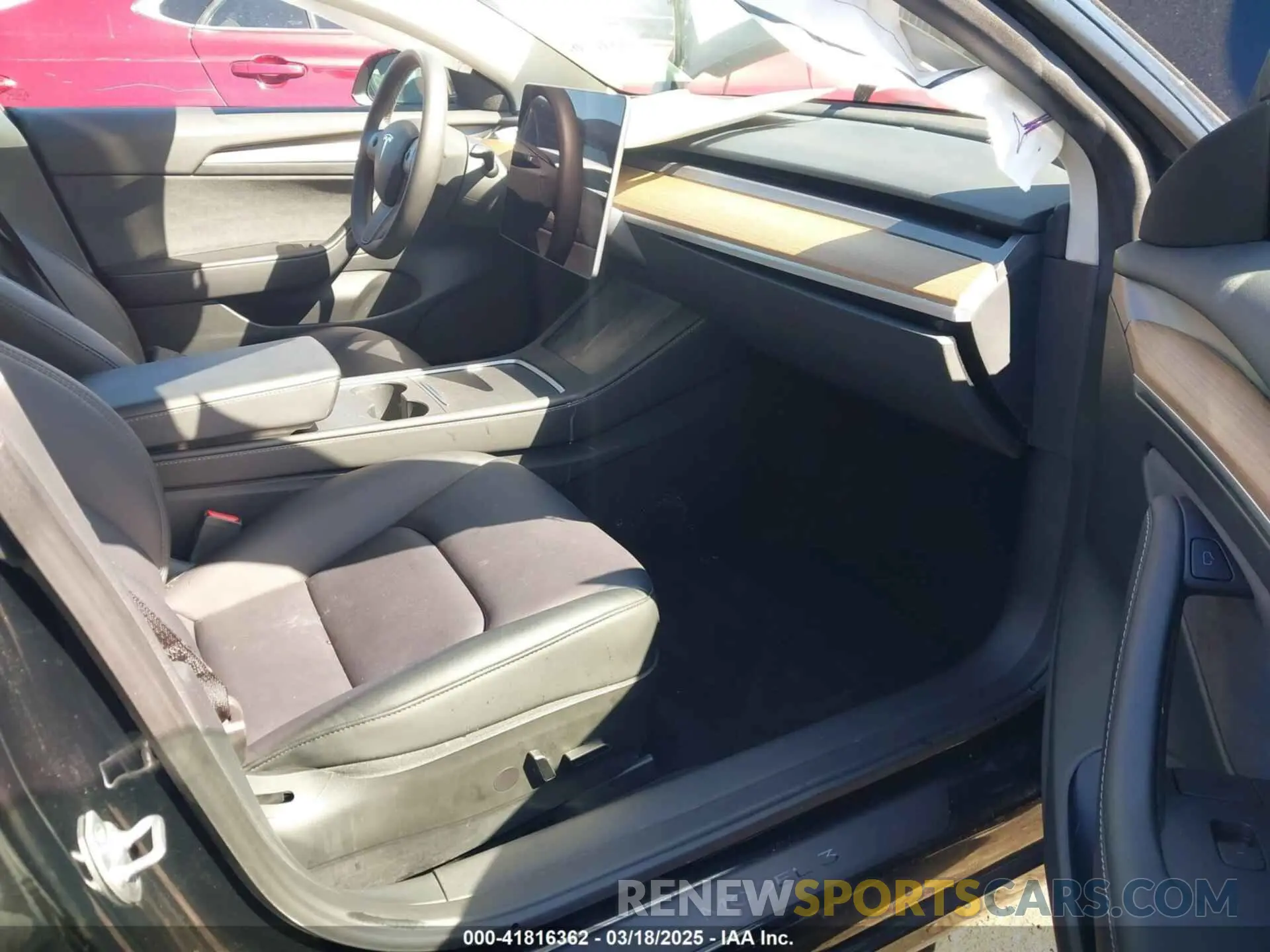 5 Фотография поврежденного автомобиля 5YJ3E1EA0PF546332 TESLA MODEL 3 2023