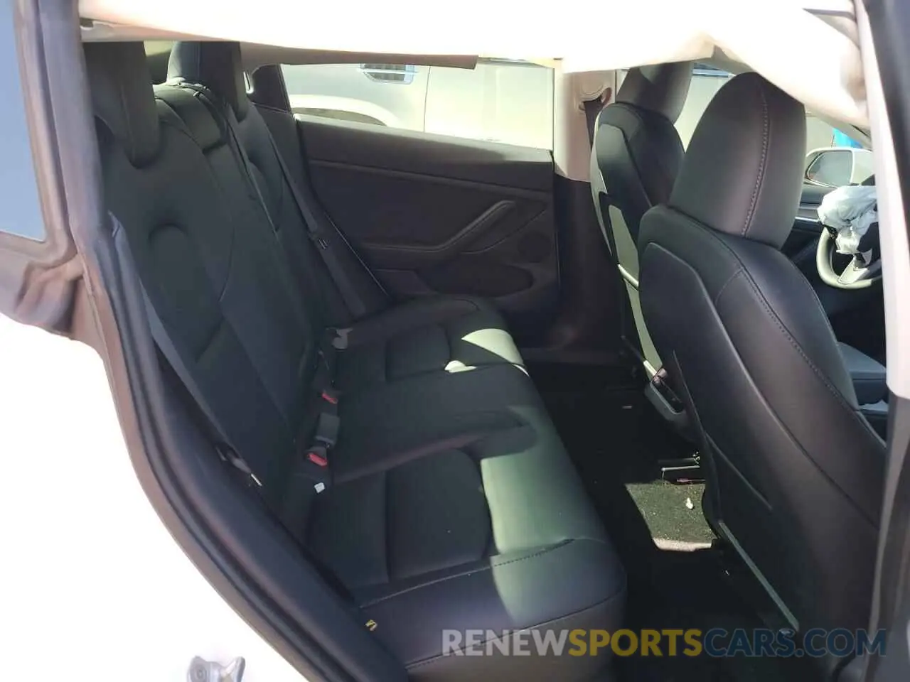 10 Photograph of a damaged car 5YJ3E1EA0PF549490 TESLA MODEL 3 2023