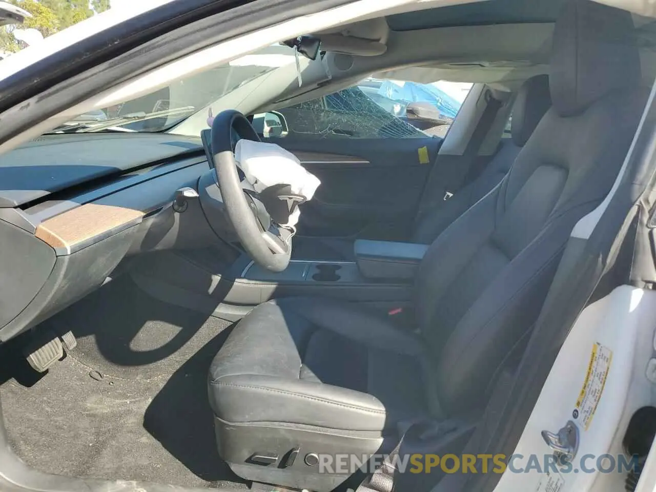 7 Photograph of a damaged car 5YJ3E1EA0PF549490 TESLA MODEL 3 2023