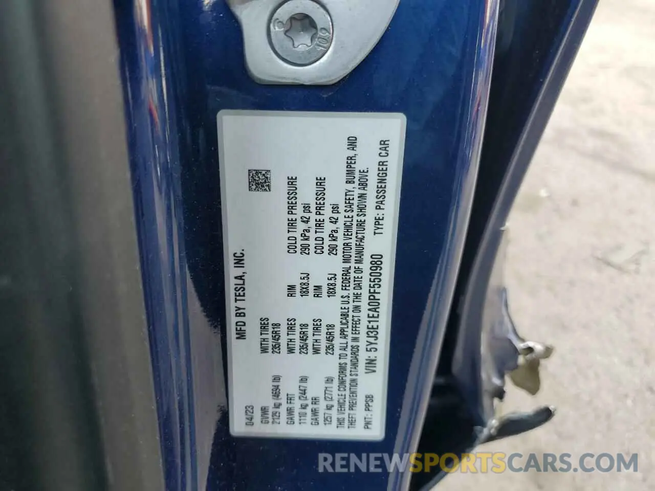 12 Фотография поврежденного автомобиля 5YJ3E1EA0PF550980 TESLA MODEL 3 2023