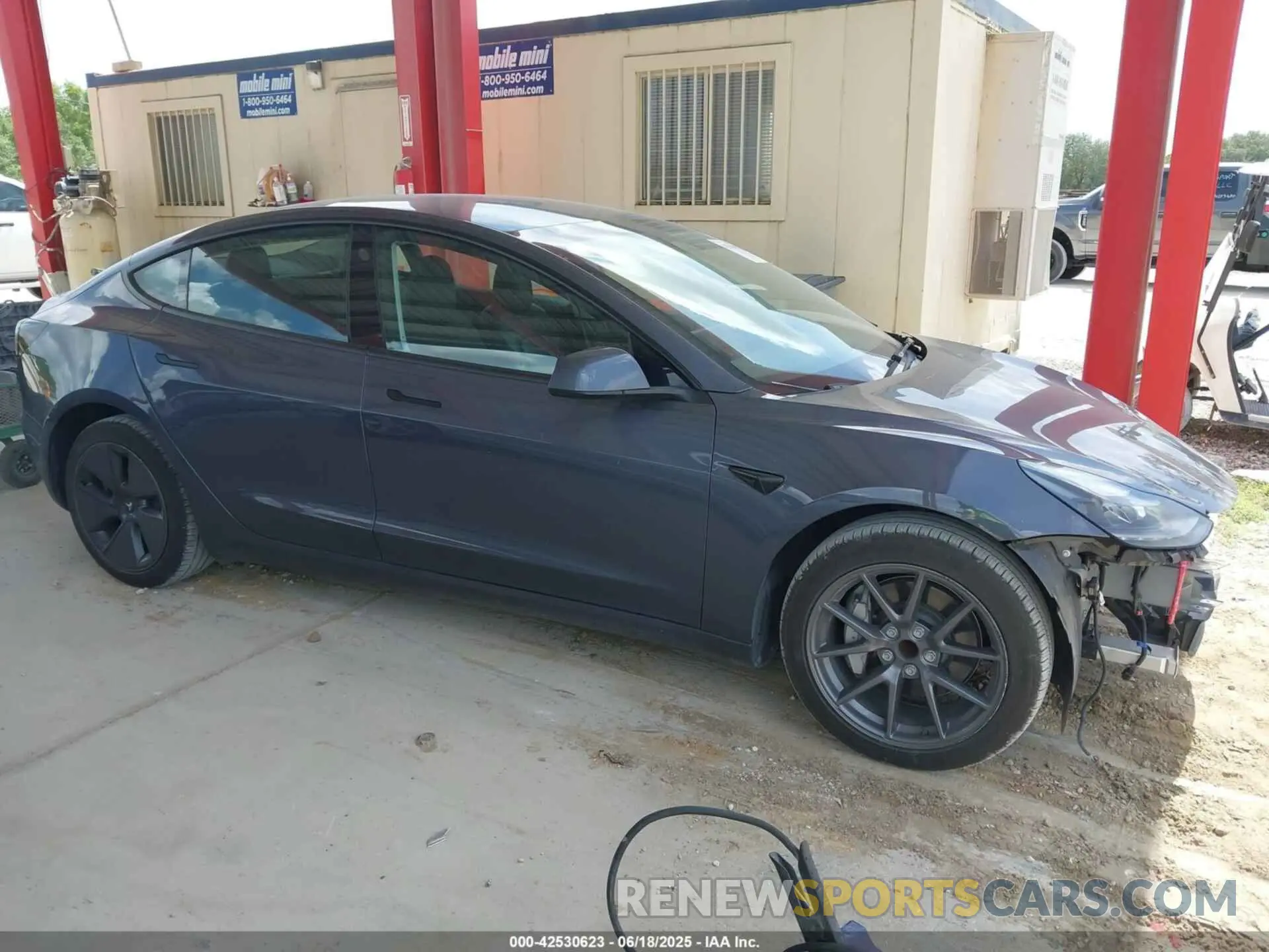 13 Фотография поврежденного автомобиля 5YJ3E1EA0PF555919 TESLA MODEL 3 2023