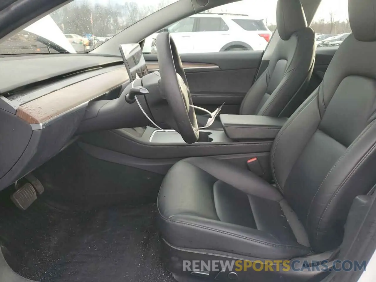 7 Photograph of a damaged car 5YJ3E1EA0PF583476 TESLA MODEL 3 2023
