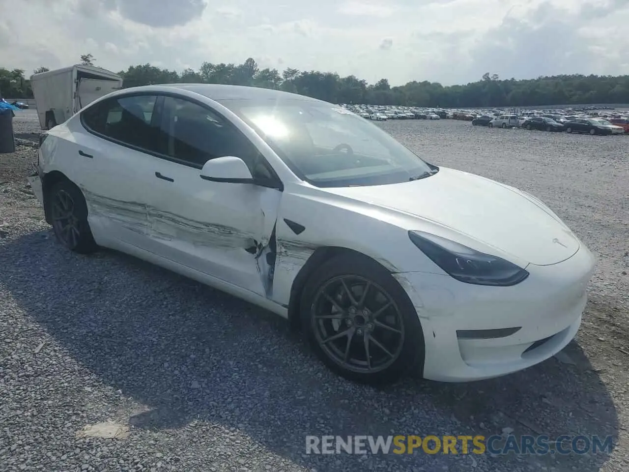 4 Фотография поврежденного автомобиля 5YJ3E1EA0PF584093 TESLA MODEL 3 2023