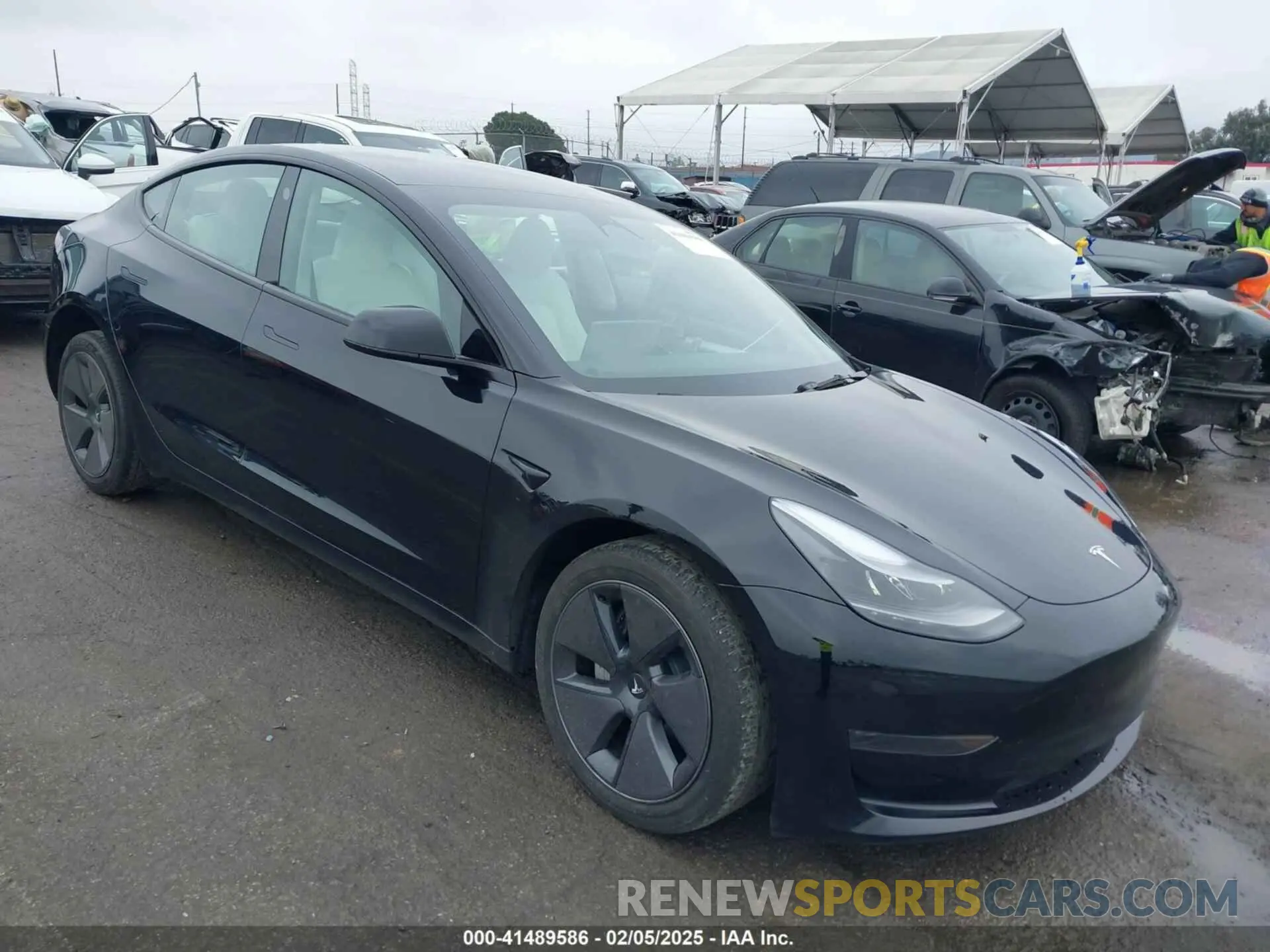 1 Фотография поврежденного автомобиля 5YJ3E1EA0PF587656 TESLA MODEL 3 2023