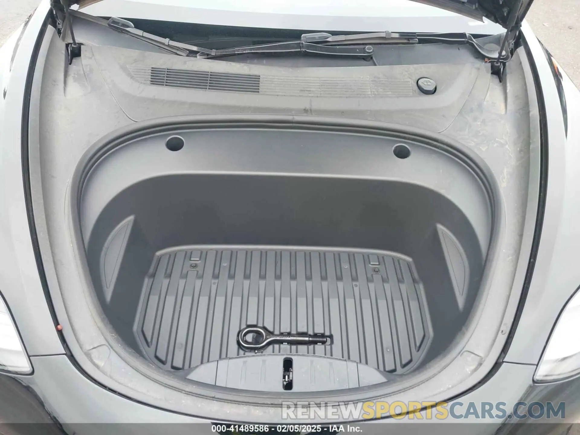 10 Фотография поврежденного автомобиля 5YJ3E1EA0PF587656 TESLA MODEL 3 2023