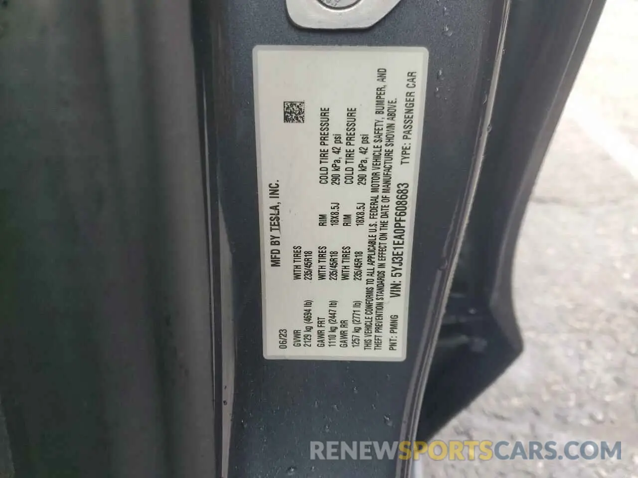 15 Photograph of a damaged car 5YJ3E1EA0PF608683 TESLA MODEL 3 2023