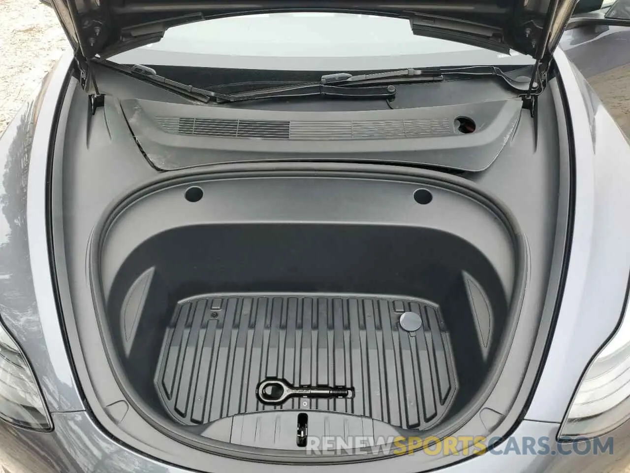 13 Photograph of a damaged car 5YJ3E1EA0PF620784 TESLA MODEL 3 2023