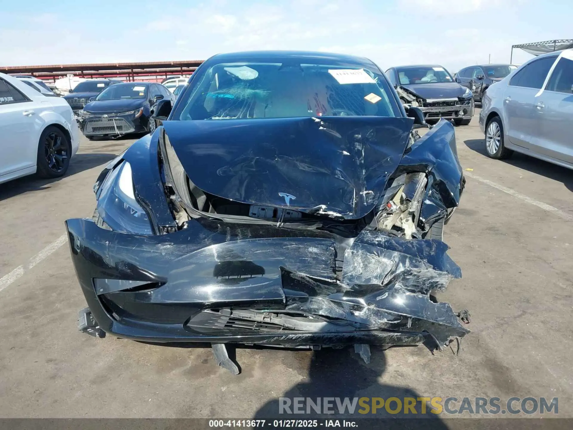 12 Фотография поврежденного автомобиля 5YJ3E1EA0PF627282 TESLA MODEL 3 2023