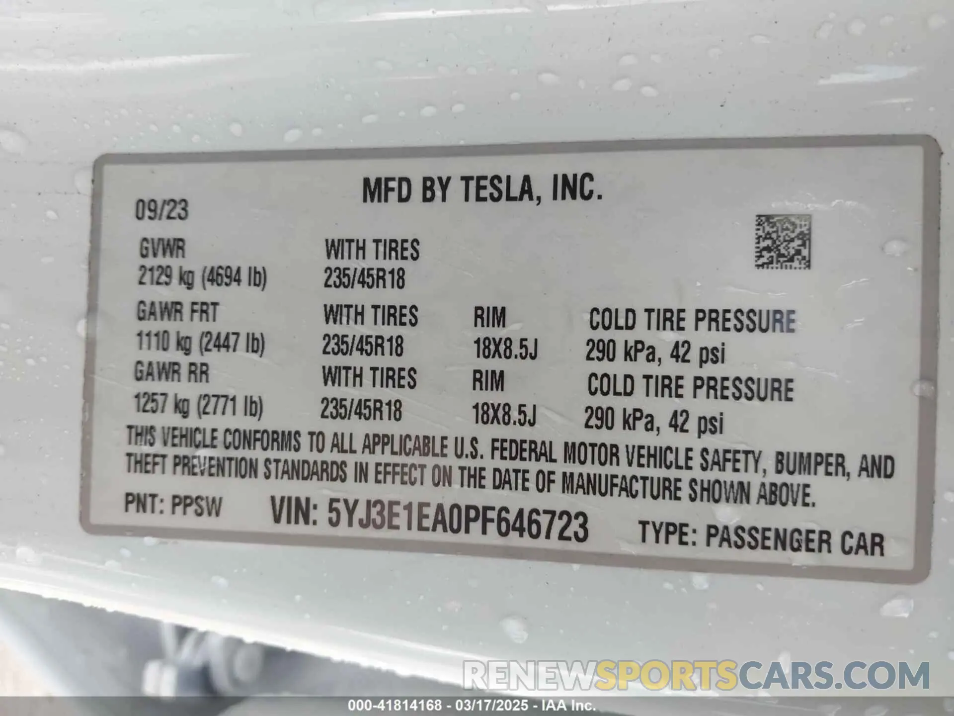 9 Photograph of a damaged car 5YJ3E1EA0PF646723 TESLA MODEL 3 2023