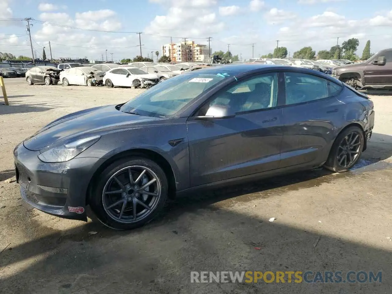 1 Photograph of a damaged car 5YJ3E1EA0PF675185 TESLA MODEL 3 2023
