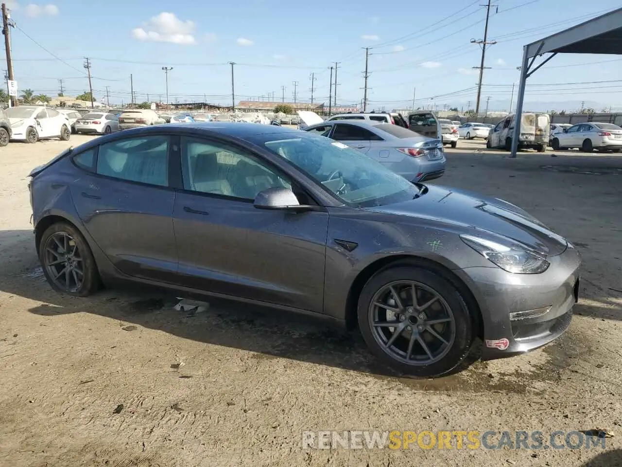4 Photograph of a damaged car 5YJ3E1EA0PF675185 TESLA MODEL 3 2023