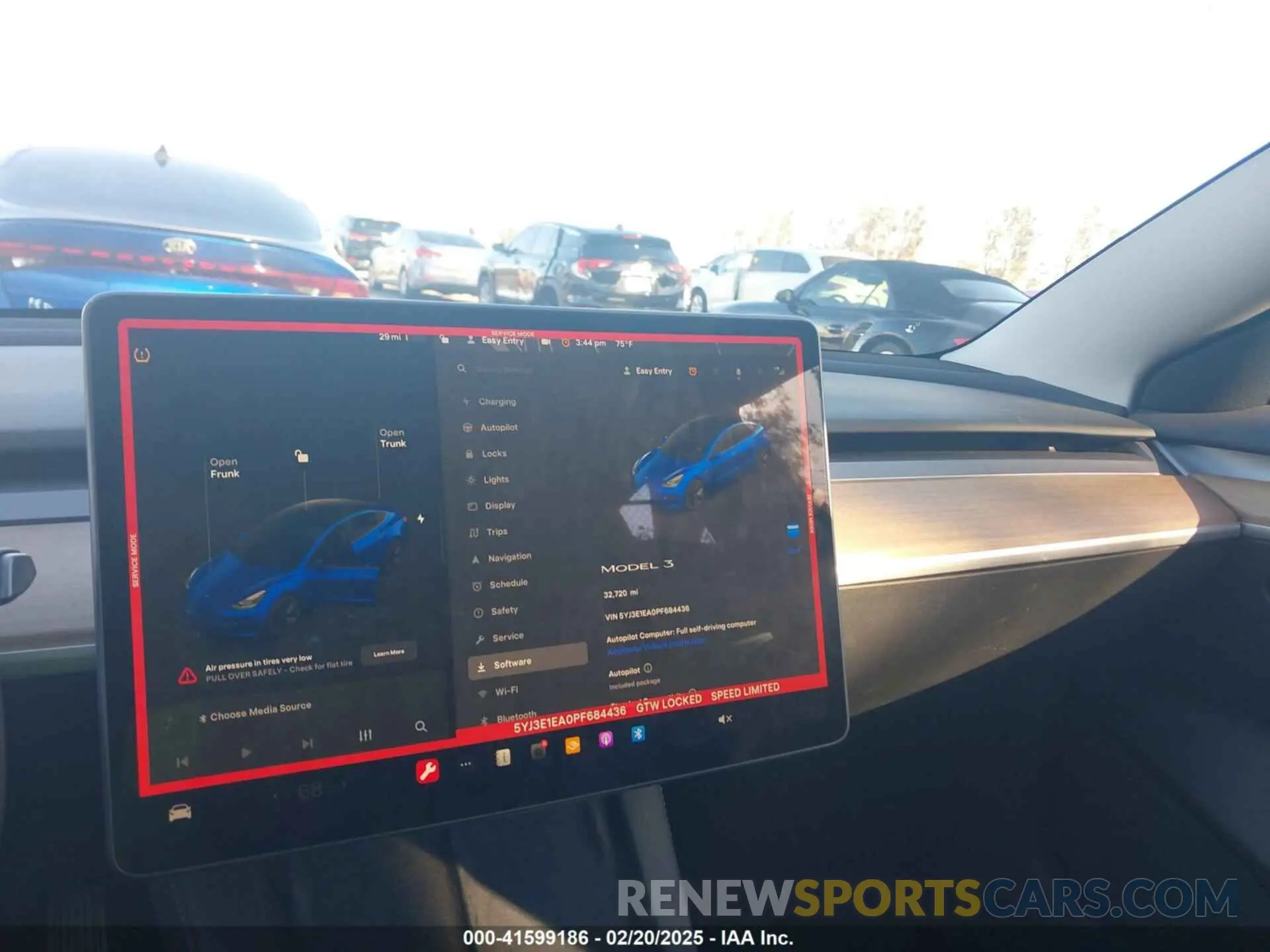18 Фотография поврежденного автомобиля 5YJ3E1EA0PF684436 TESLA MODEL 3 2023