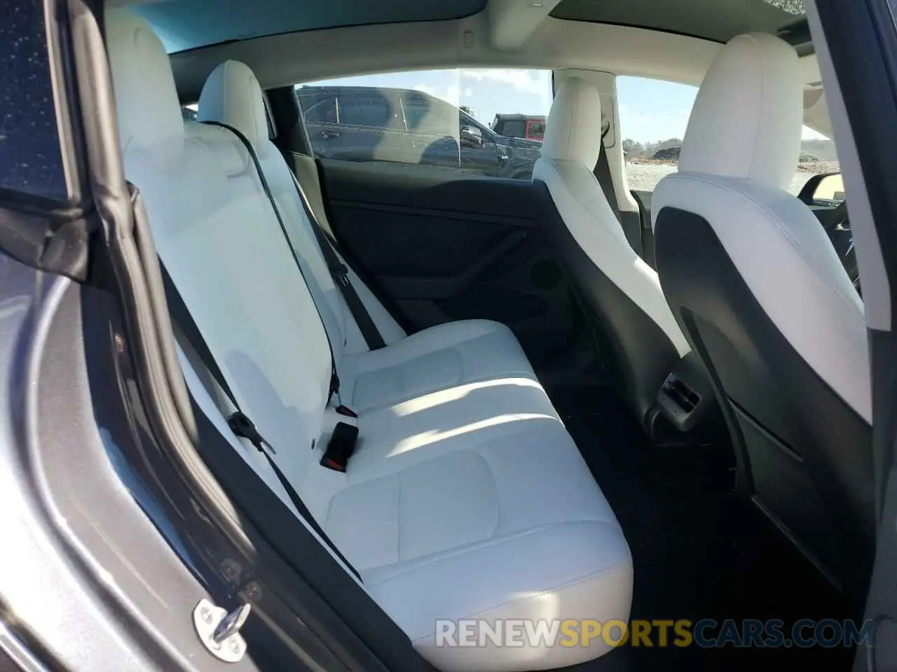10 Photograph of a damaged car 5YJ3E1EA0PF704720 TESLA MODEL 3 2023