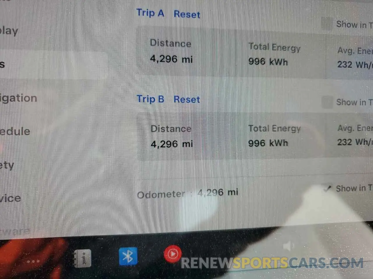 9 Photograph of a damaged car 5YJ3E1EA0PF704720 TESLA MODEL 3 2023